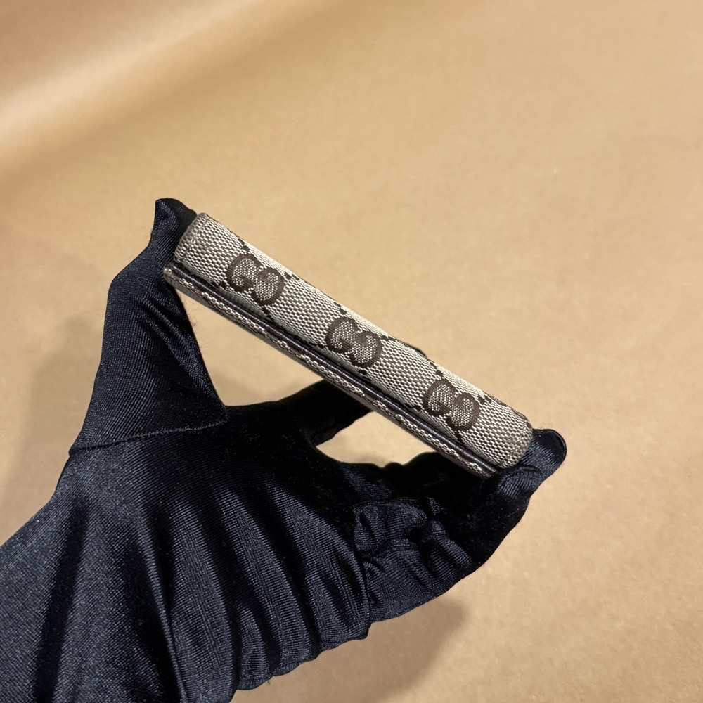 Gucci Monogram Card Holder - Picture 7 of 10